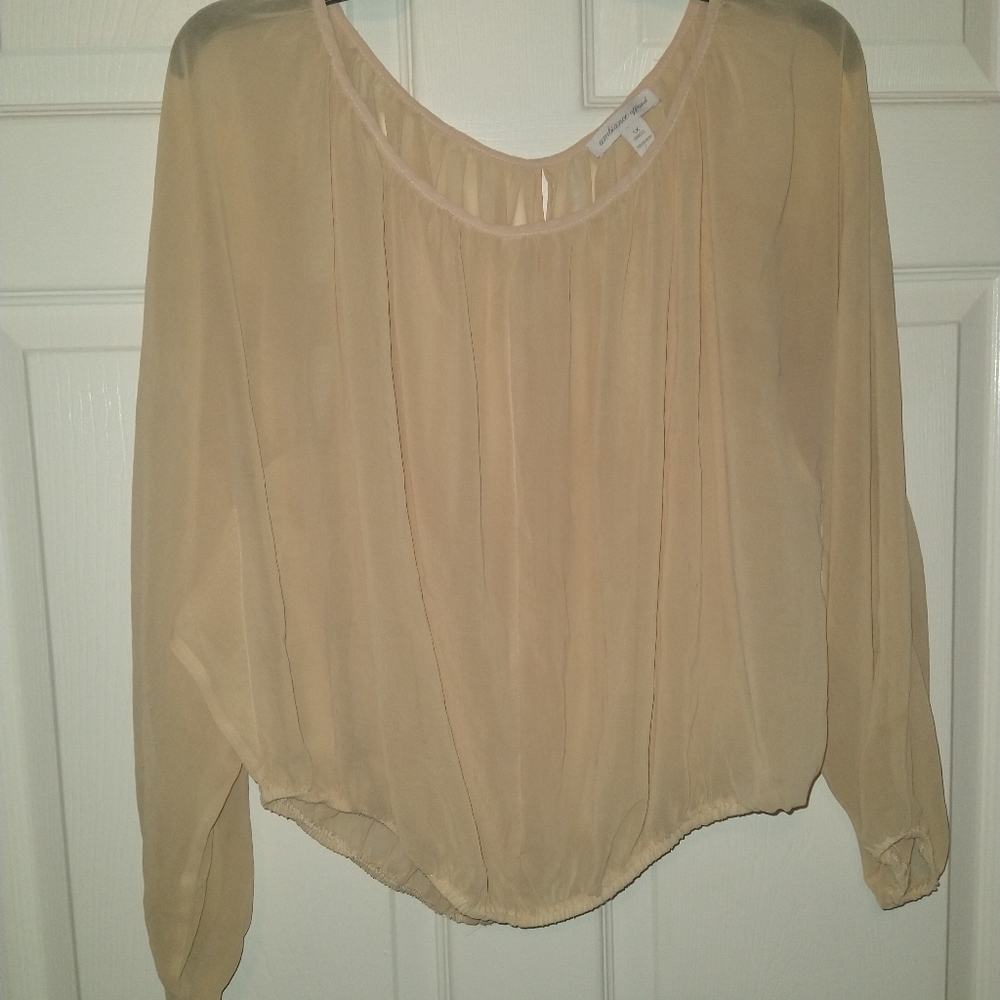 Tunic neck crop top